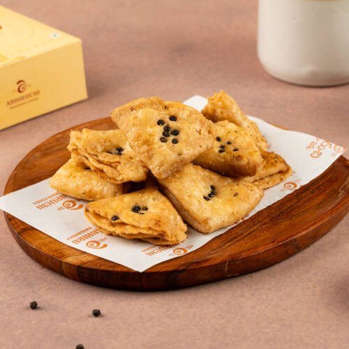 Lavangam Puri (250 grams)