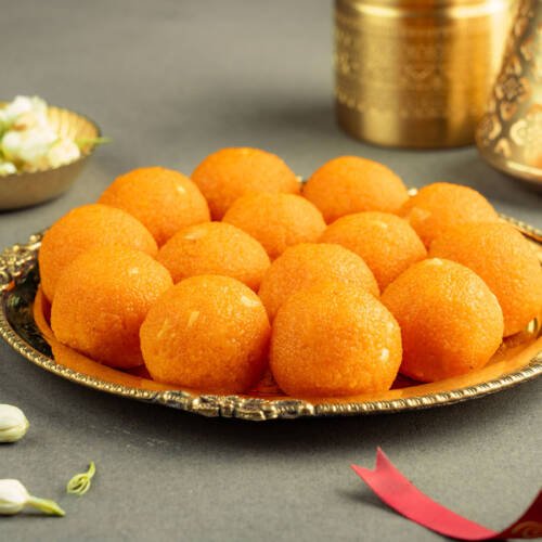 Mothichoor Laddu (Sanna Boondi Laddu)